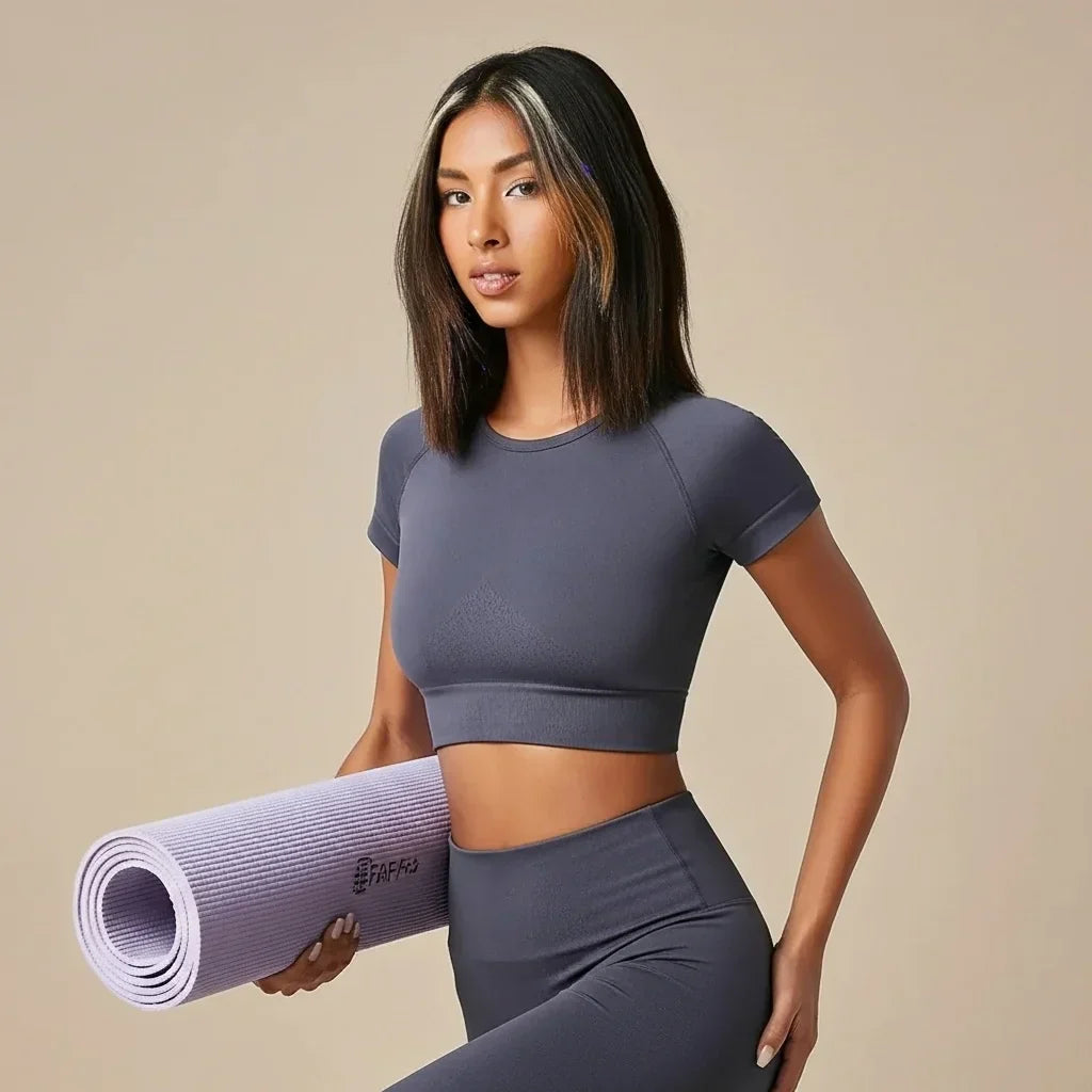 Seamless Tee – VivaCore Soft & Comfortable Performance Shirt
